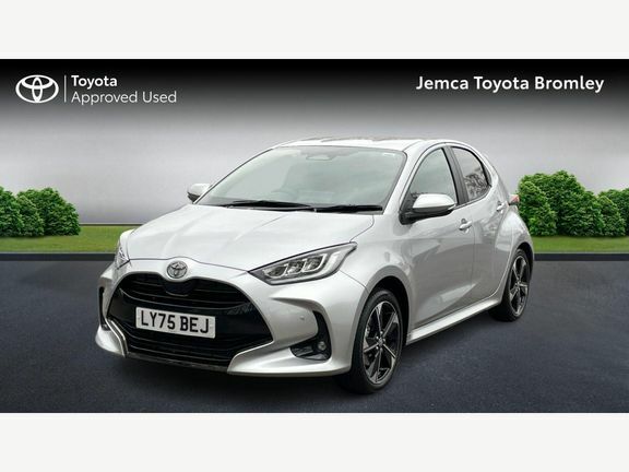 Toyota Yaris Excel Silver #3