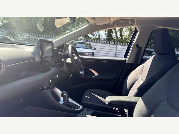 Toyota Yaris Design LV23UTH Blue #5