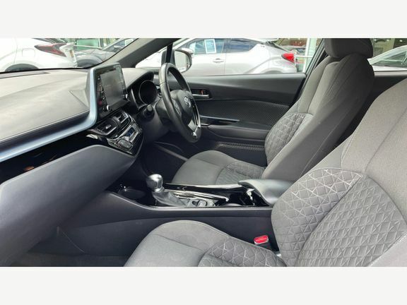 Toyota C-Hr Design 1.8 YE21FCC White #5