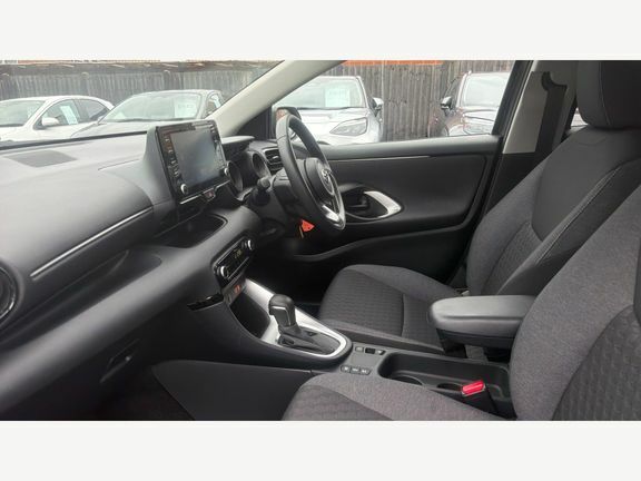 Toyota Yaris Design LO23YBX Grey #5