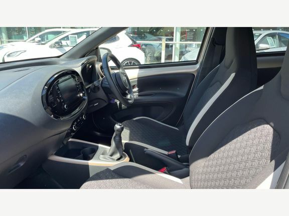 Toyota Aygo X Edge Manual PK23CXJ Beige #5