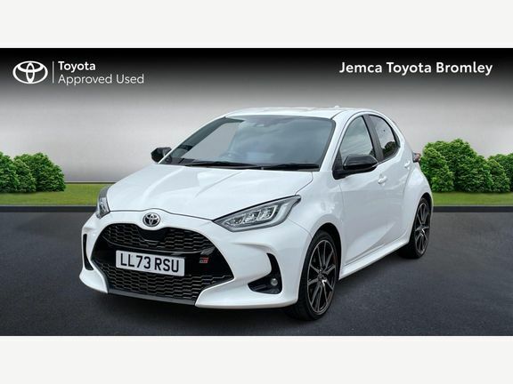 Toyota Yaris Gr Sport LL73RSU White #3
