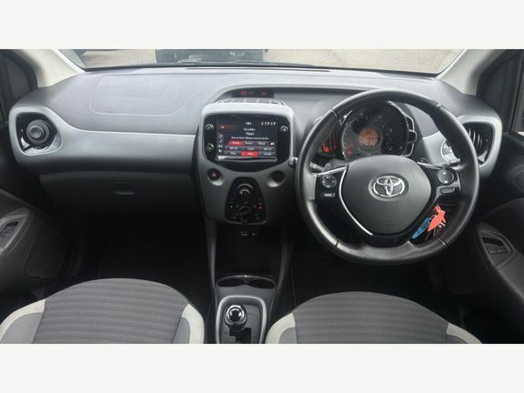 Toyota Aygo X X-play X-shift Black #6