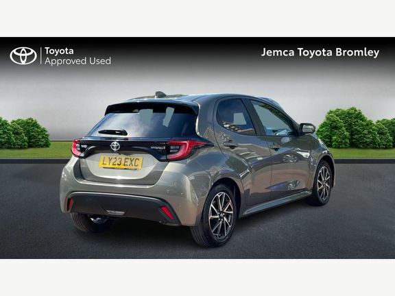 Toyota Yaris Design LY23EXC Brown #2
