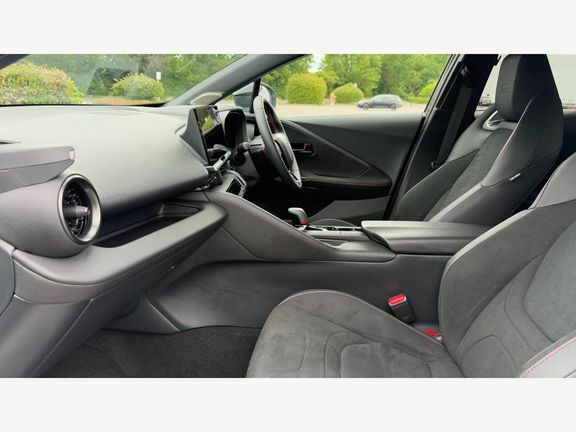 Toyota C-Hr Gr Sport 2.0 Fwd Hv RV75OLO White #5