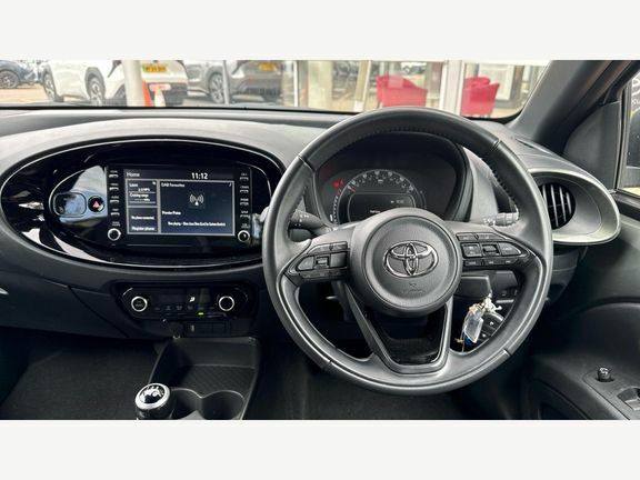 Toyota Aygo X Edge Manual SP23VWW Green #6