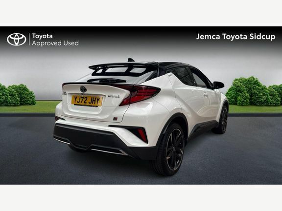 Toyota C-Hr Gr Sport 1.8 YJ72JHY White #2