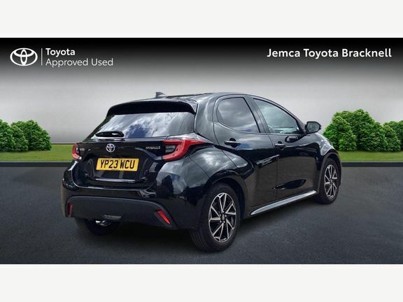 Toyota Yaris Design YP23WCU Black #2