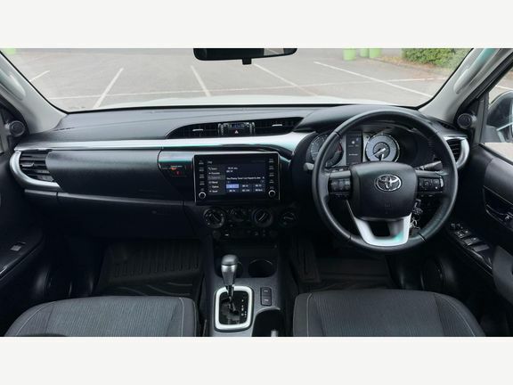 Toyota HILUX Icon Dc 2.4D VK23XZJ White #6