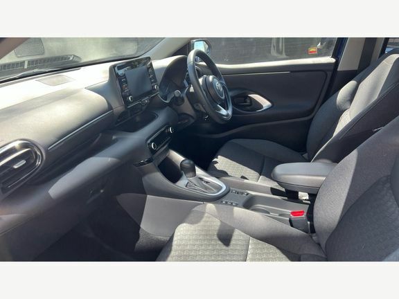 Toyota Yaris Icon Blue #5