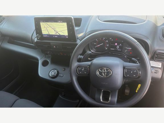 Toyota Proace City Design L1 1.5 130Hp Tb White #6