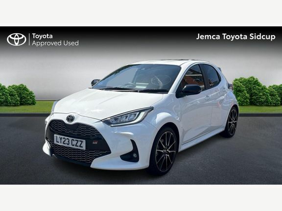 Toyota Yaris Gr Sport LY23CZZ White #3