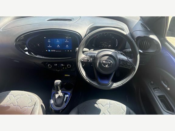 Toyota Aygo X Exclusive Automatic LY72FDO Blue #6