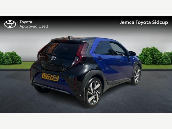 Toyota Aygo X Exclusive Automatic LY72FDO Blue #2
