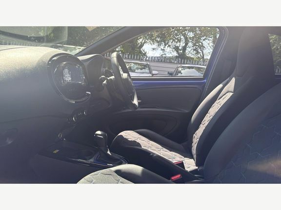 Toyota Aygo X Exclusive Automatic LY72FDO Blue #5