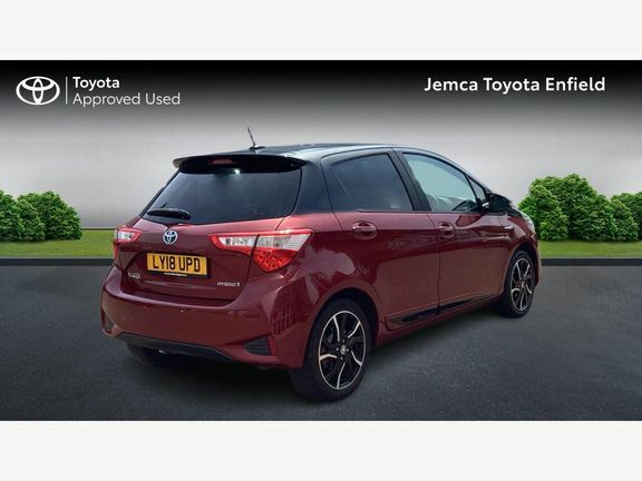 Toyota Yaris Design Red Bi-tone 1.5 Hybrid LY18UPD Red #2