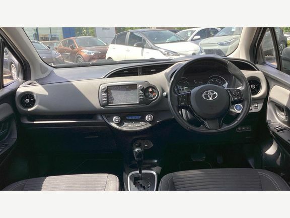 Toyota Yaris 1.5 Vvt-h Icon Tech E-cvt Euro 6 Ss FL19XHF Silver #6