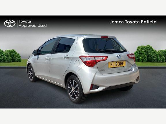 Toyota Yaris 1.5 Vvt-h Icon Tech E-cvt Euro 6 Ss FL19XHF Silver #4
