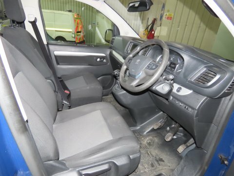 Peugeot Traveller Business Standard L1 Blue #2
