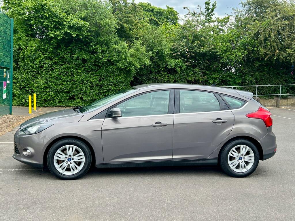Ford Focus Petrol CP64KJU Brown #5
