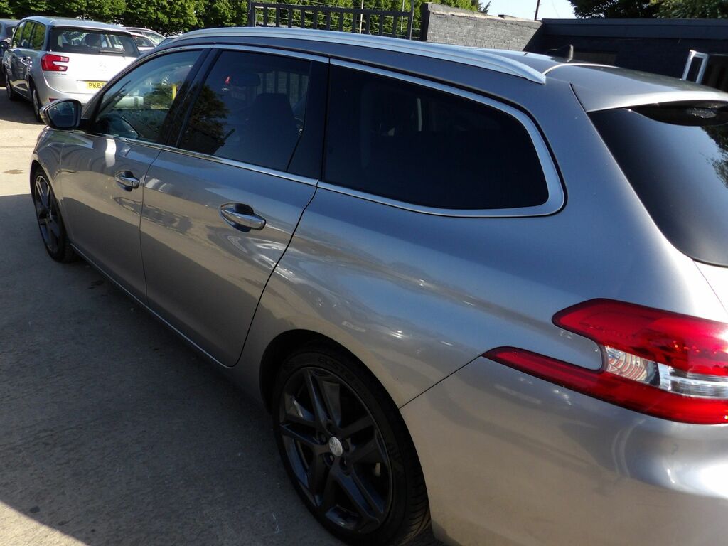 Peugeot 308 SW 1.6 E-hdi Feline Estate Euro 5 VU64VNS Grey #4