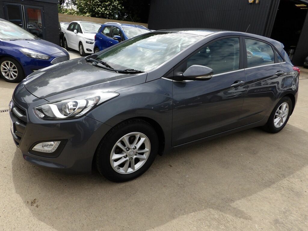 Hyundai I30 1.6 Crdi Blue Drive Se Nav Hatchback Ma ET66BBK Grey #3