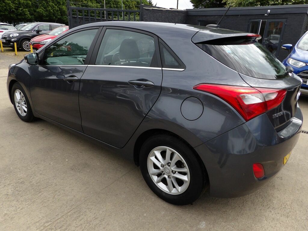 Hyundai I30 1.6 Crdi Blue Drive Se Nav Hatchback Ma ET66BBK Grey #4
