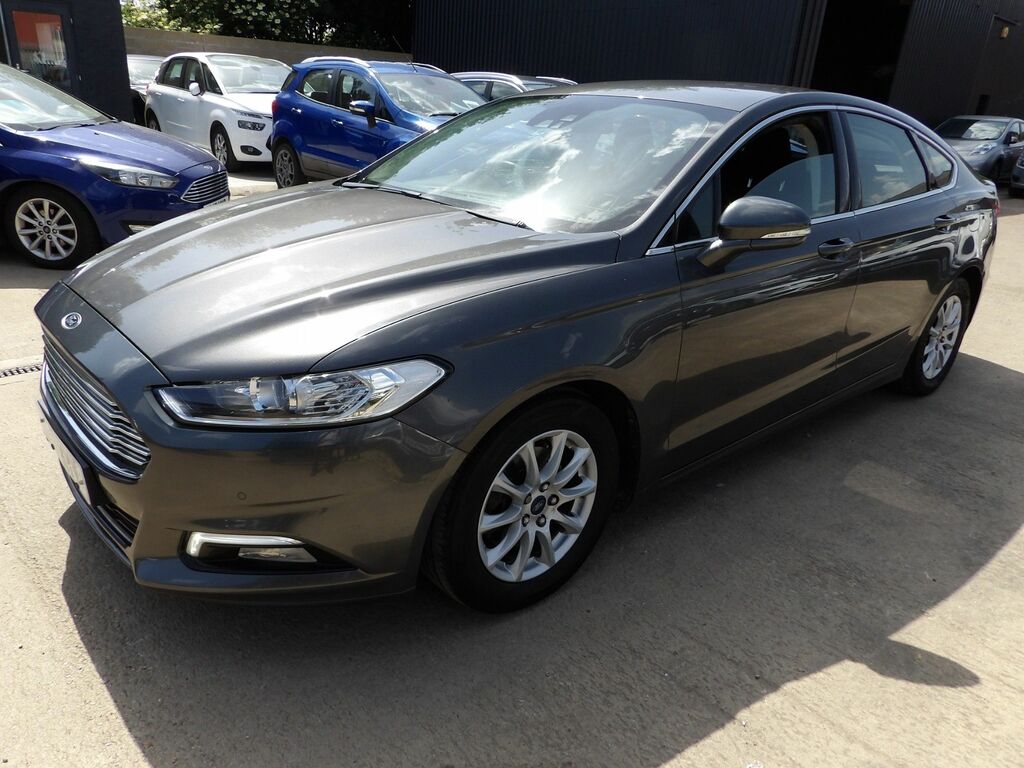 Ford Mondeo 1.5 Tdci Econetic Titanium Hatchback Ma YF17KYV Grey #3