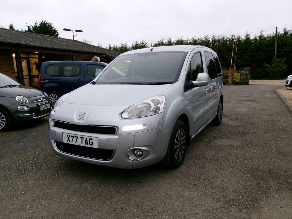 Peugeot Partner Tepee 1.6 Vti Tepee S X77TAG Silver #2
