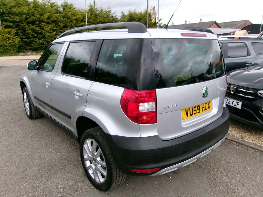 Skoda Yeti Elegance Tsi Red #4