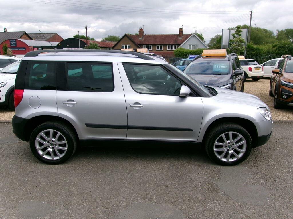 Skoda Yeti Elegance Tsi Red #7