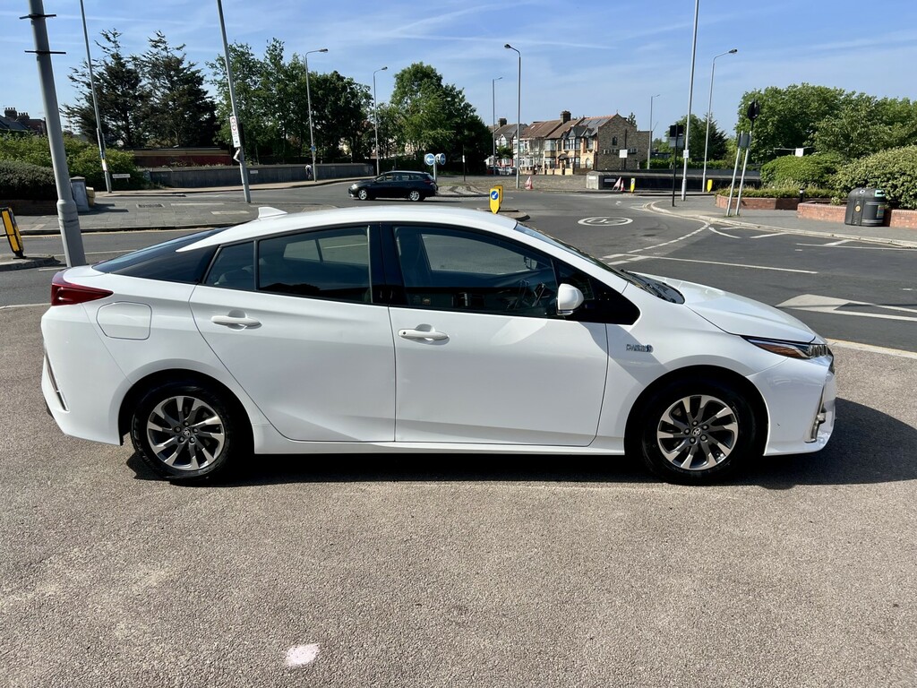 Toyota Prius+ Hatchback 1.8 Vvt 8.8Kwh Business Edition Plus 20 White #6