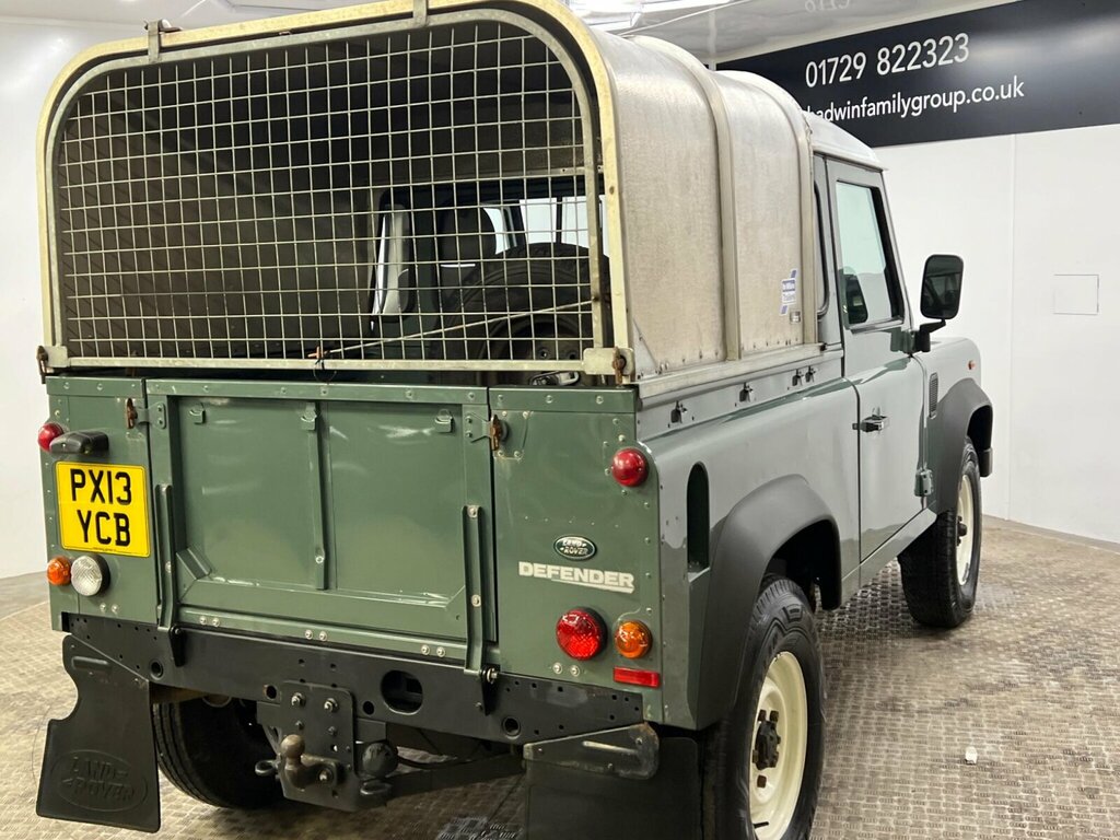 Land Rover Defender 2.2L Td Hard Top Silver #9