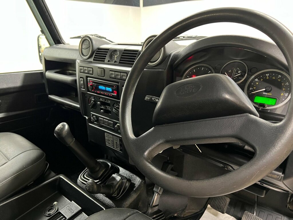 Land Rover Defender 2.2L Td Hard Top Silver #13