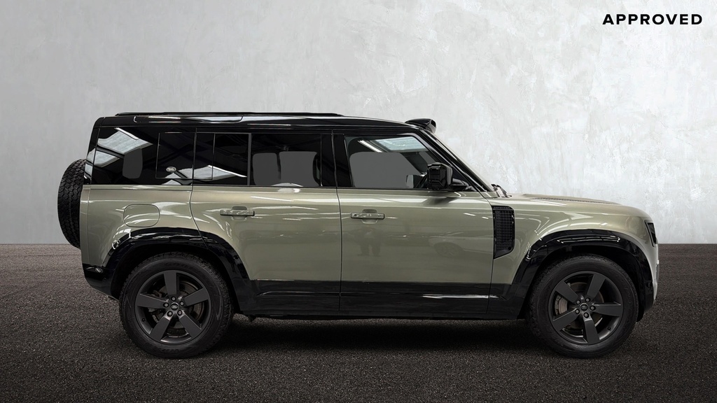 Land Rover Defender P400e X-dynamic Hse YC23TXE Green #5