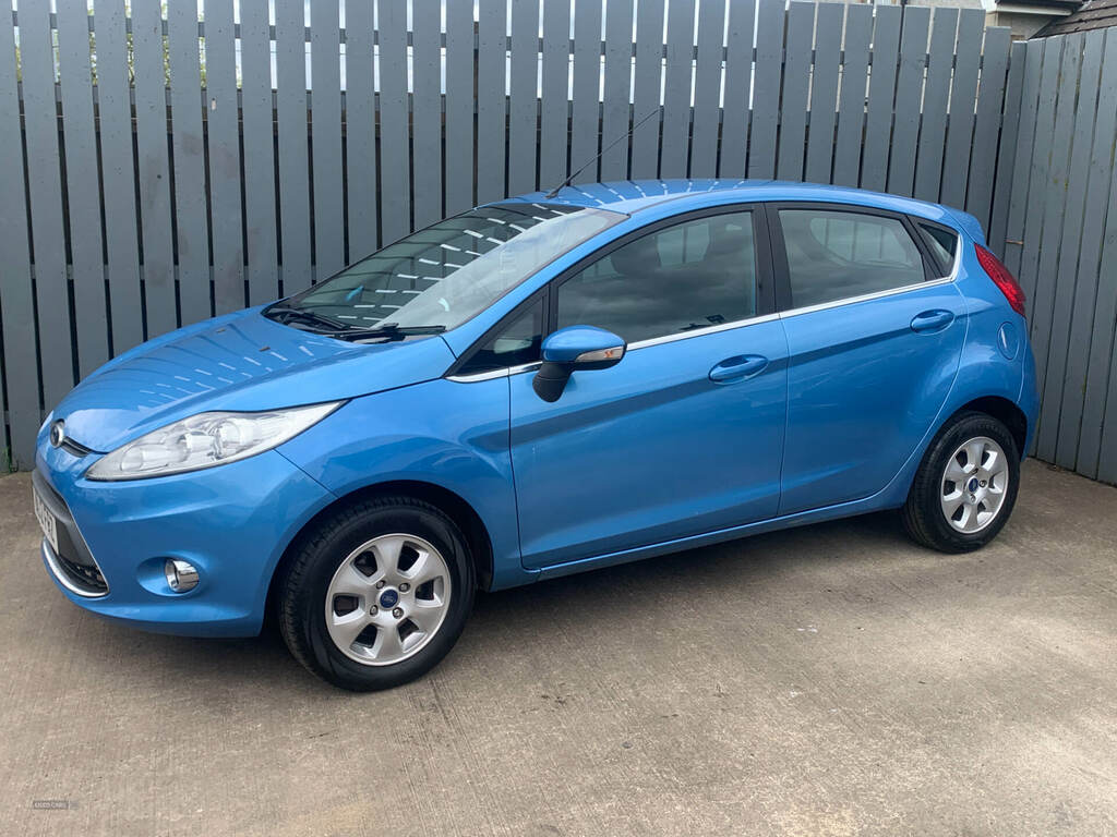 Ford Fiesta 1.6 Tdci 95 Zetec Econetic NL12FRZ Blue #3