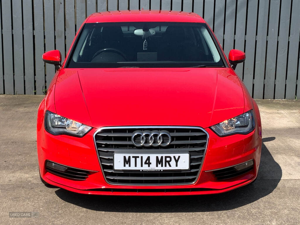 Audi A3 1.6 Tdi Sport MT14MRY Red #2