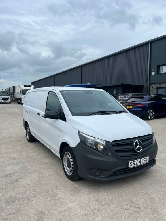 Mercedes-Benz Vito 110 Progressive Cdi
