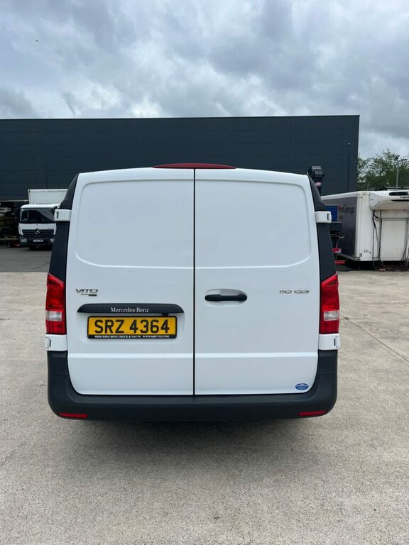 Mercedes-Benz Vito 110 Progressive Cdi SRZ4364  #4