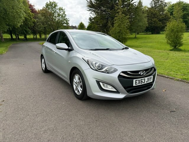 Hyundai I30 1.6 Crdi Active Hatchback Euro 5 Silver