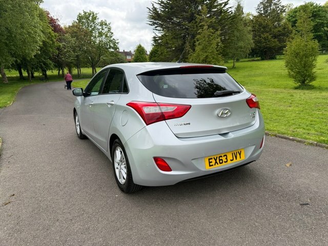 Hyundai I30 1.6 Crdi Active Hatchback Euro 5 EX63JVY Silver #6