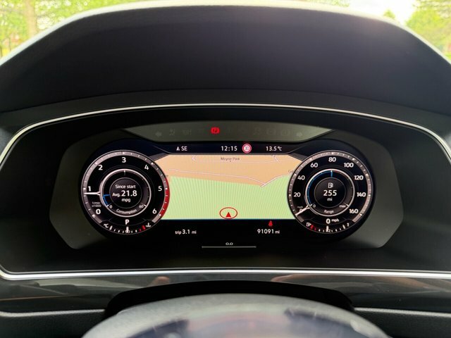 Volkswagen Tiguan 2.0 Tdi R-line Suv Dsg Euro 6 Ss 15 RJ18ZYV Grey #3