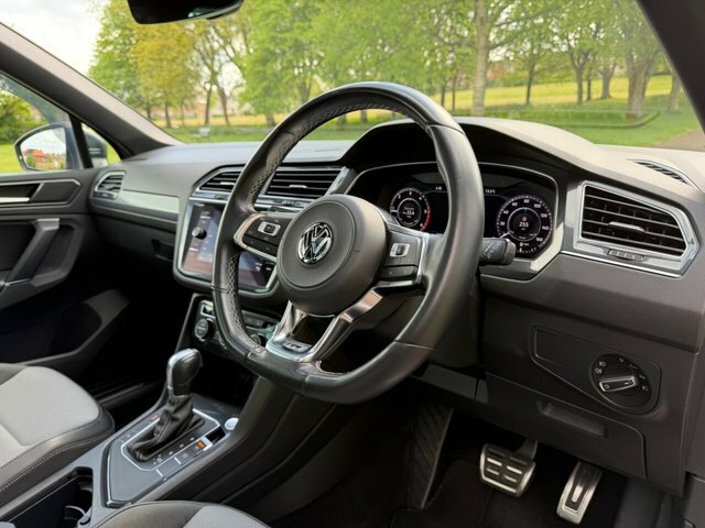 Volkswagen Tiguan 2.0 Tdi R-line Suv Dsg Euro 6 Ss 15 RJ18ZYV Grey #2