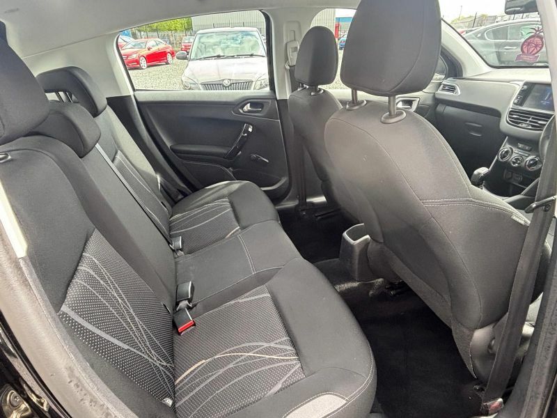 Peugeot 208 Active Hdi YS14YRY Black #6