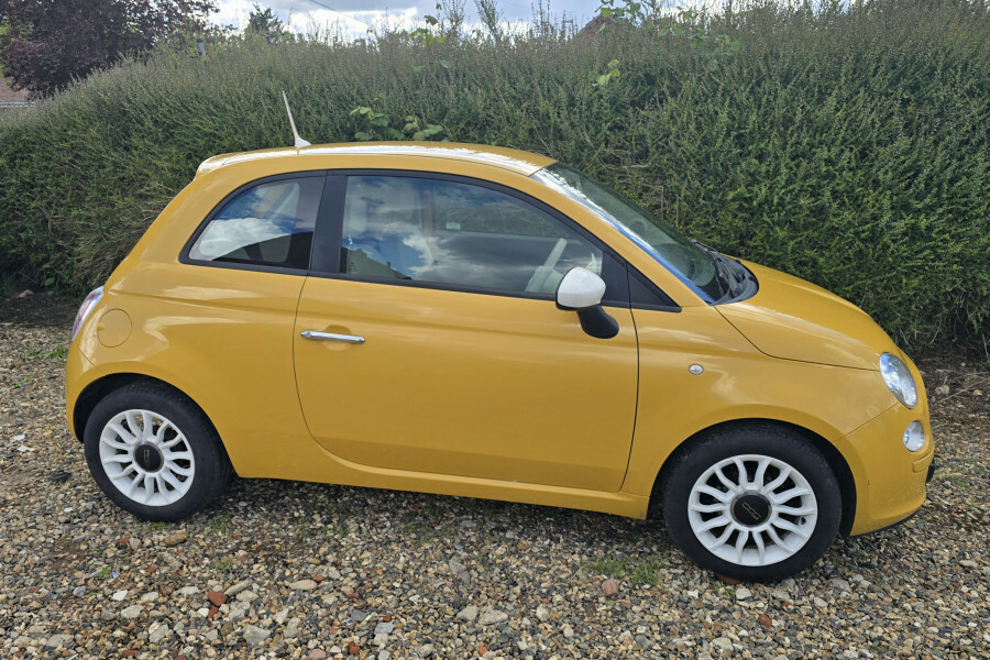 Fiat 500 Hatchback Yellow