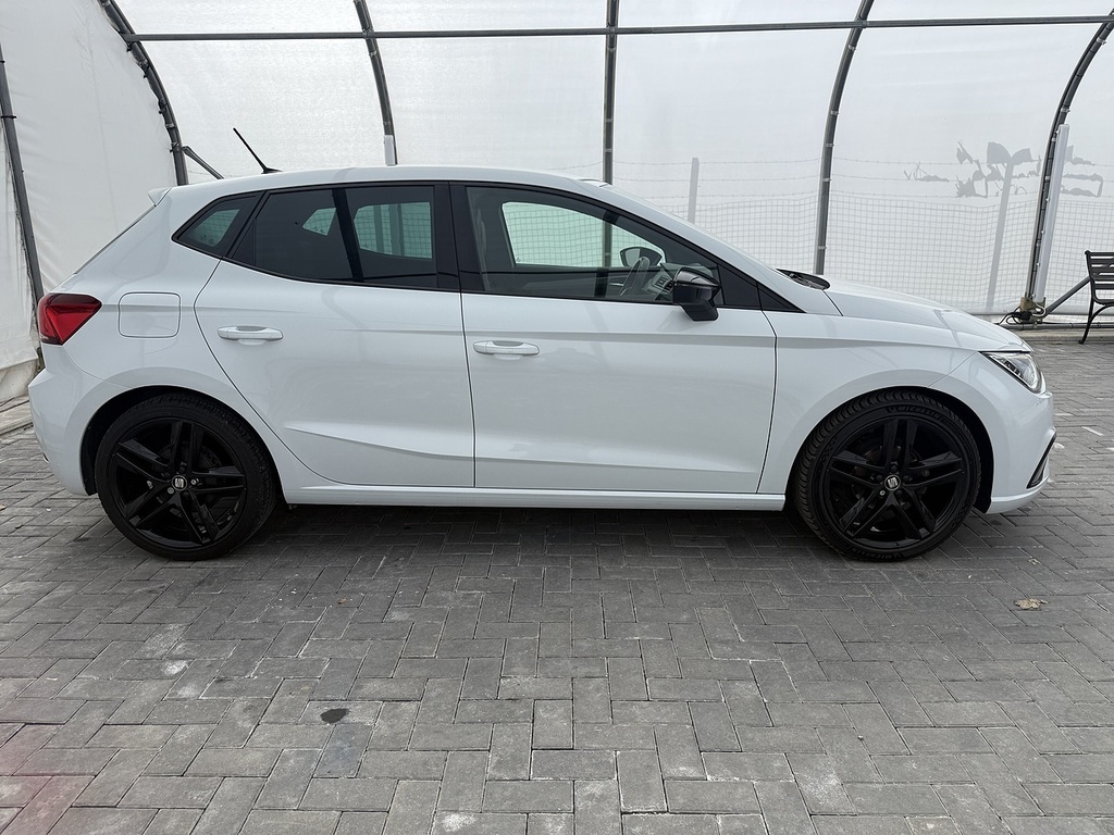 Seat Ibiza Tsi Fr Sport FD21HSA White #2