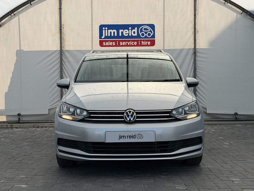 Volkswagen Touran Tsi Evo Se Family Silver