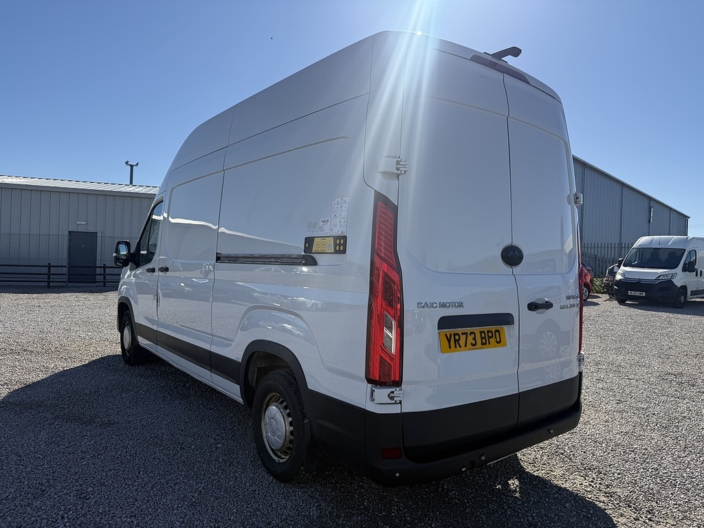 Maxus Deliver 9 D20 YR73BPO White #3