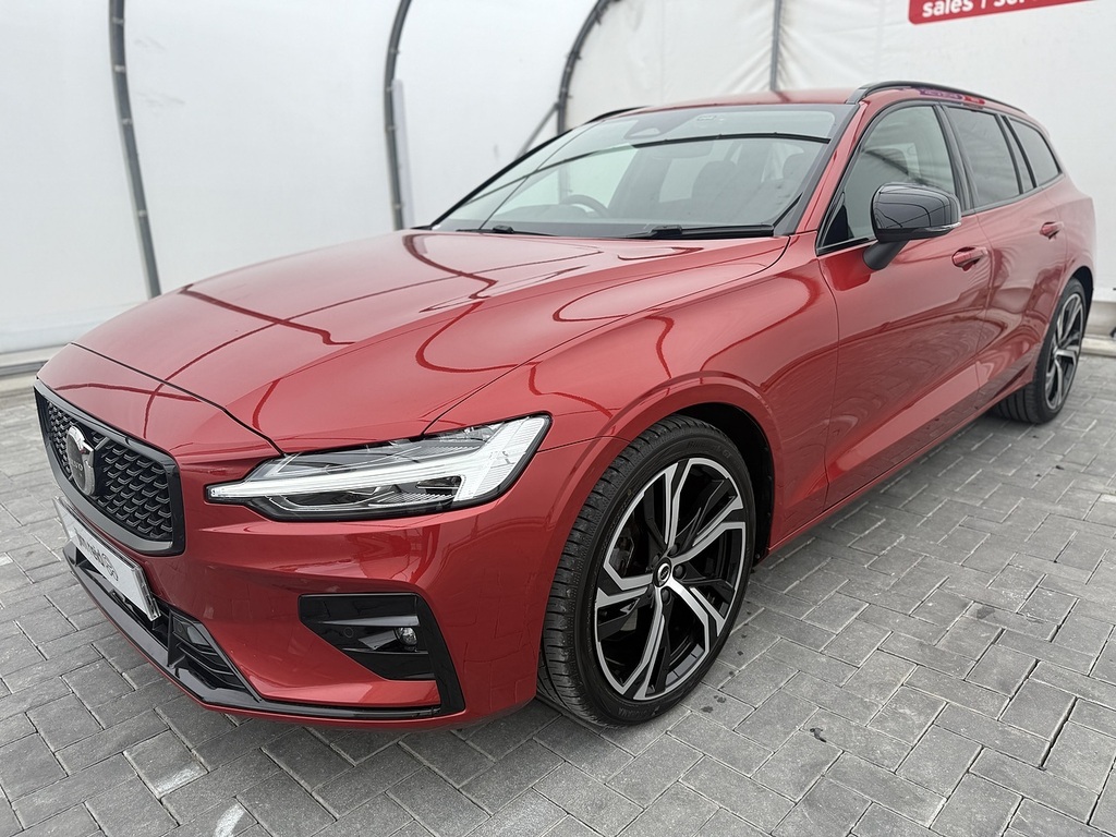 Volvo V60 B4 Mhev Plus CV25FWR Red #6