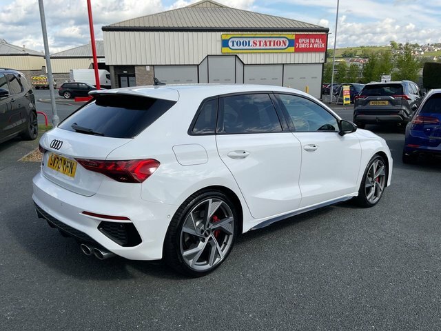Audi S3 2.0 Tfsi Black Edition Sportback S Tron SV73YFN Black #6